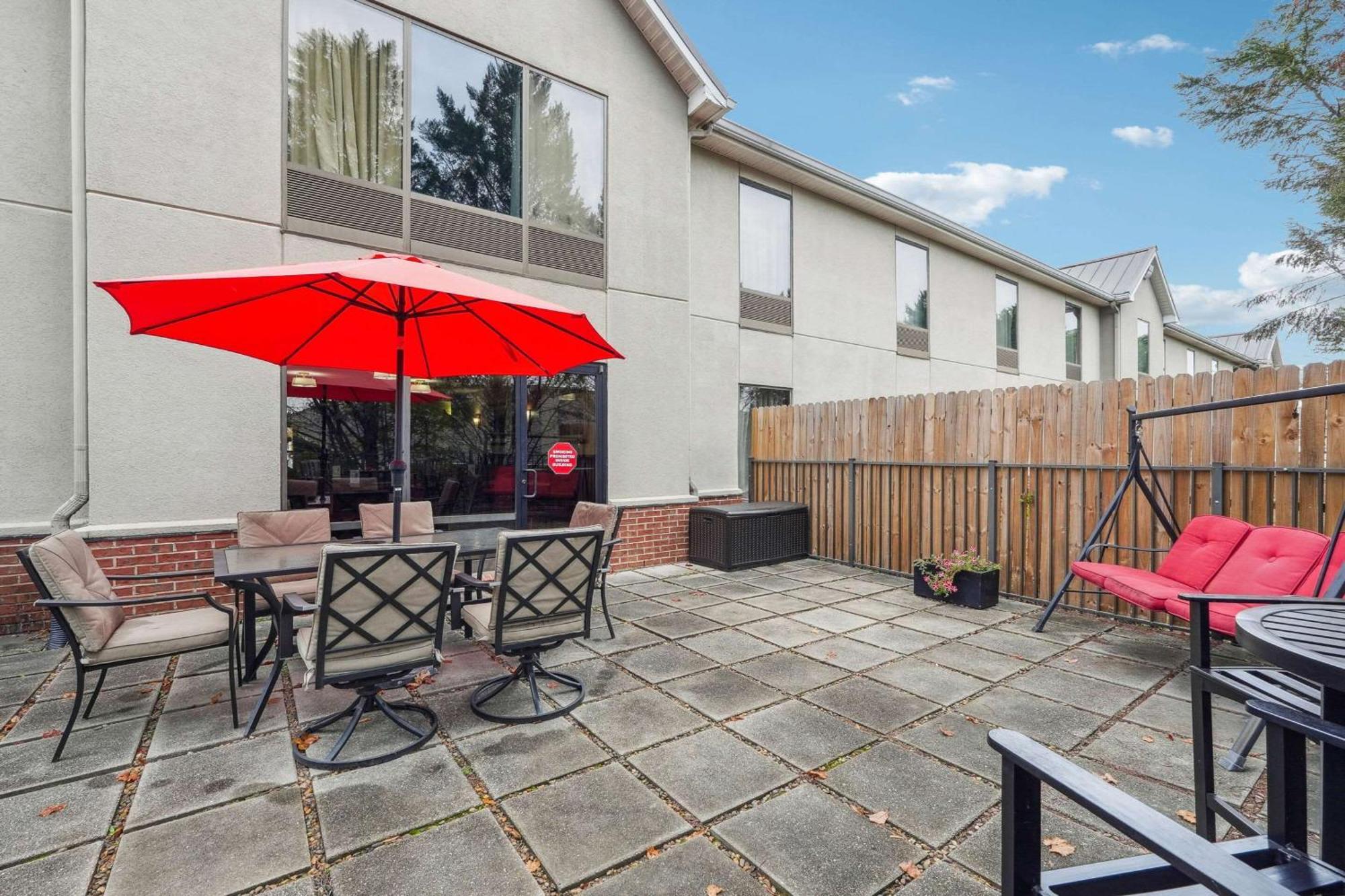 Quality Inn & Suites Dawsonville Luaran gambar