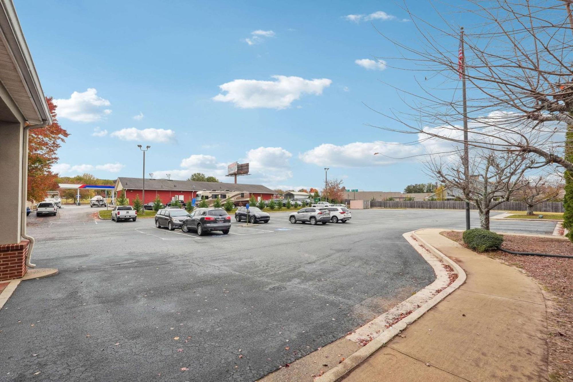 Quality Inn & Suites Dawsonville Luaran gambar