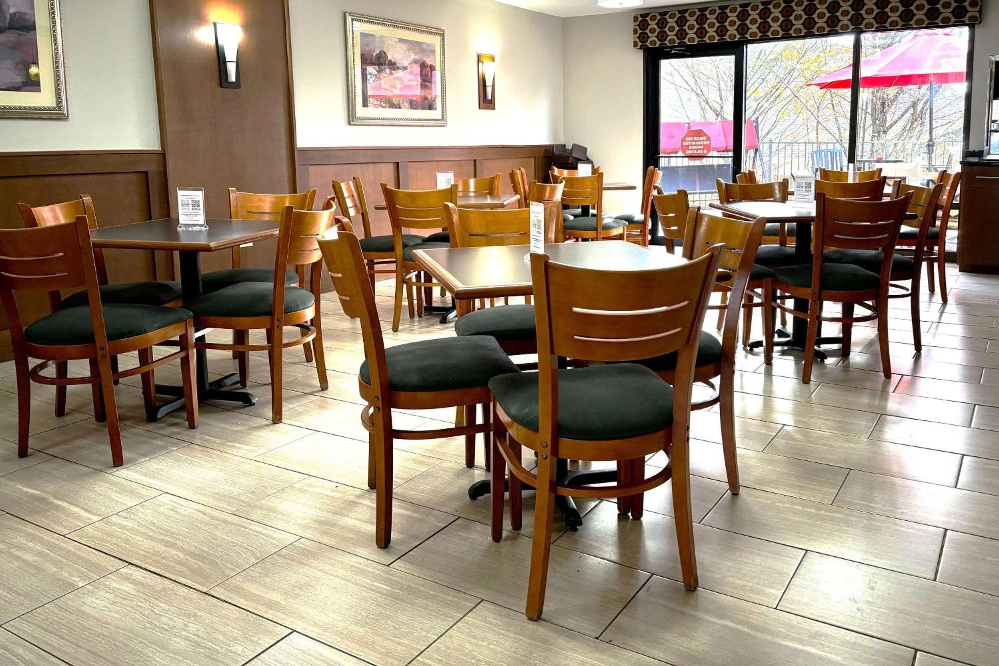 Quality Inn & Suites Dawsonville Luaran gambar